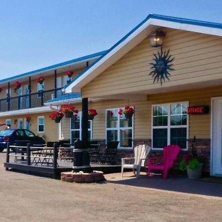 Parlee Beach Motel Shediac Dış mekan fotoğraf